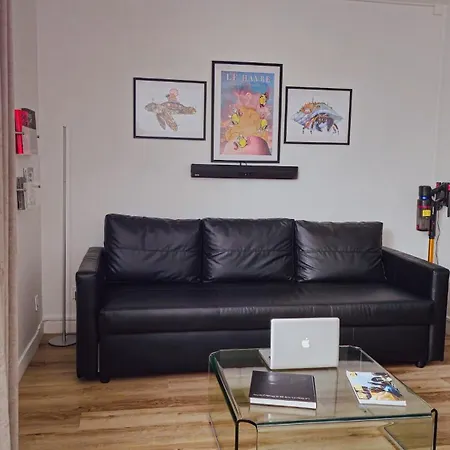 Cosy Blue - Hyper Centre - Cinema Apartment *